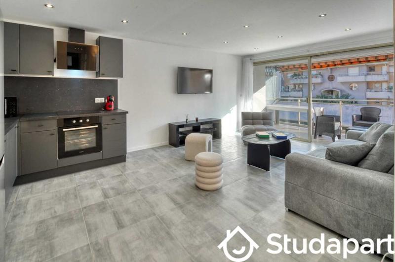 Appartement - 60 m² - 2 pièces