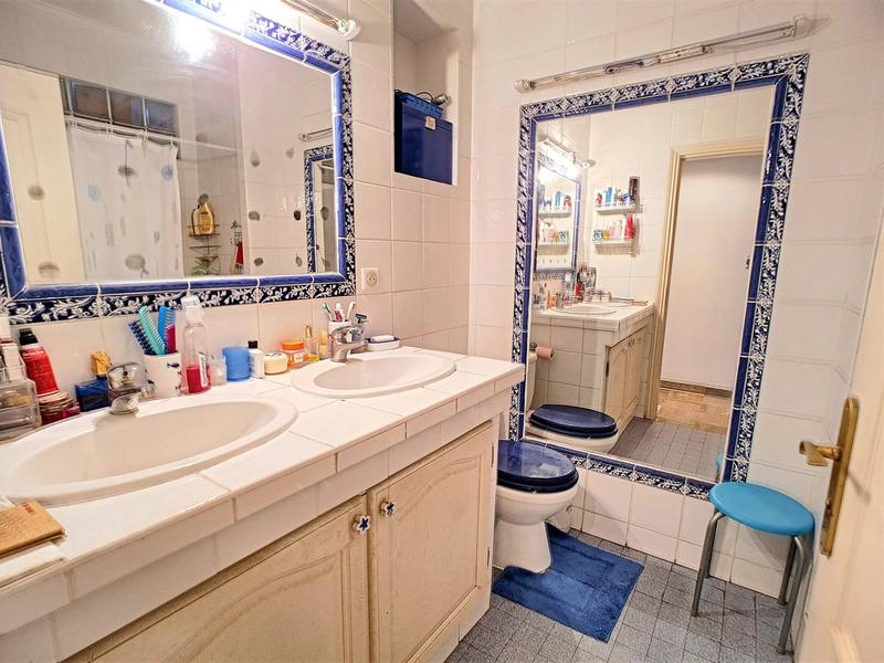 Appartement - 90 m² - 4 pièces