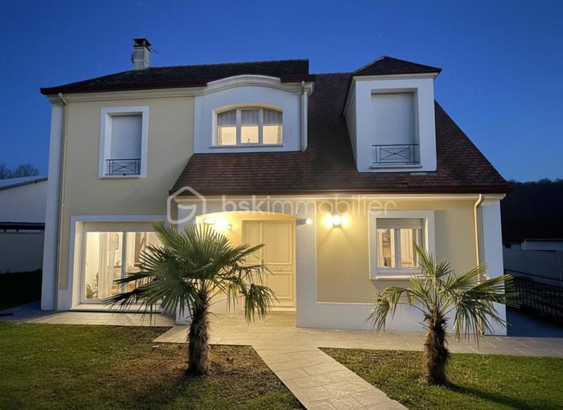 Maison - 129 m² - 6 pièces