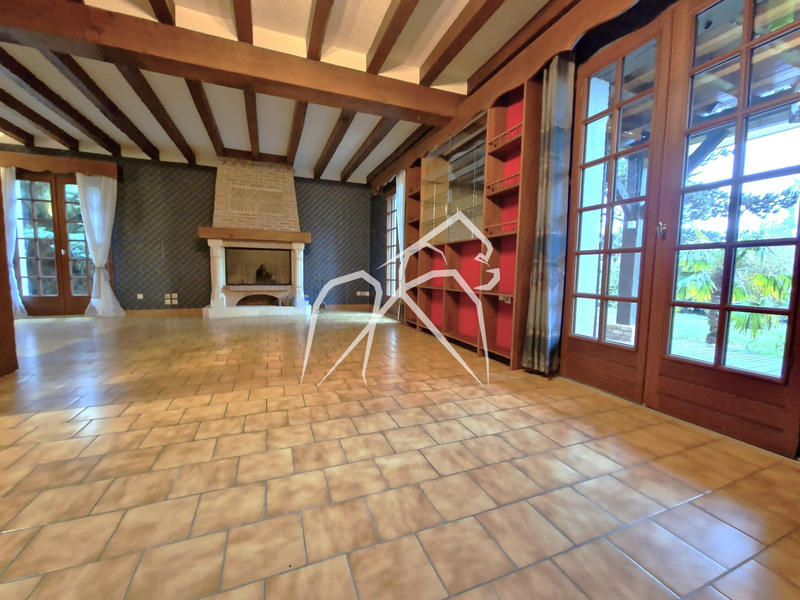 Maison - 170 m² - 6 pièces