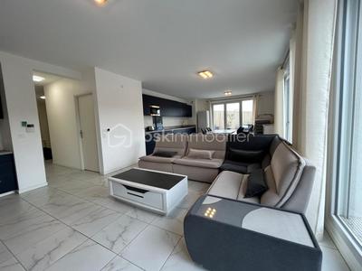 Appartement - 96 m² - 3 pièces