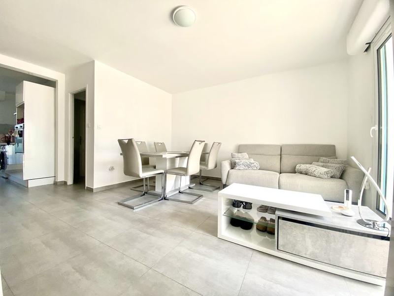 Appartement - 72 m² - 4 pièces