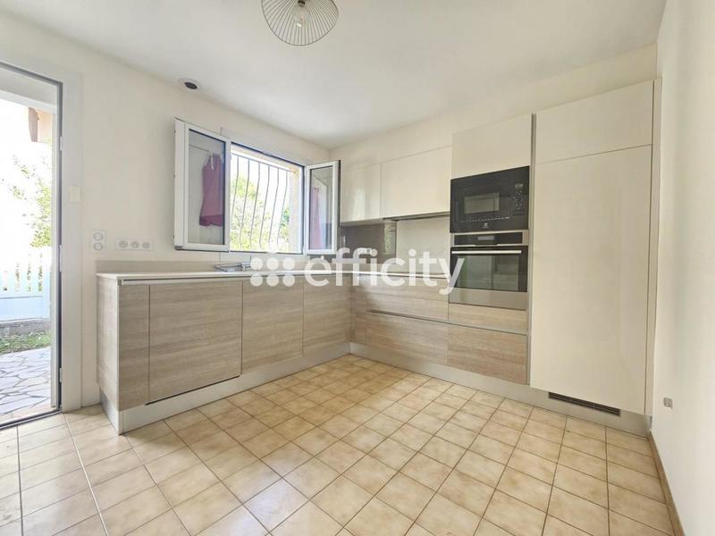 Maison - 132 m² - 5 pièces