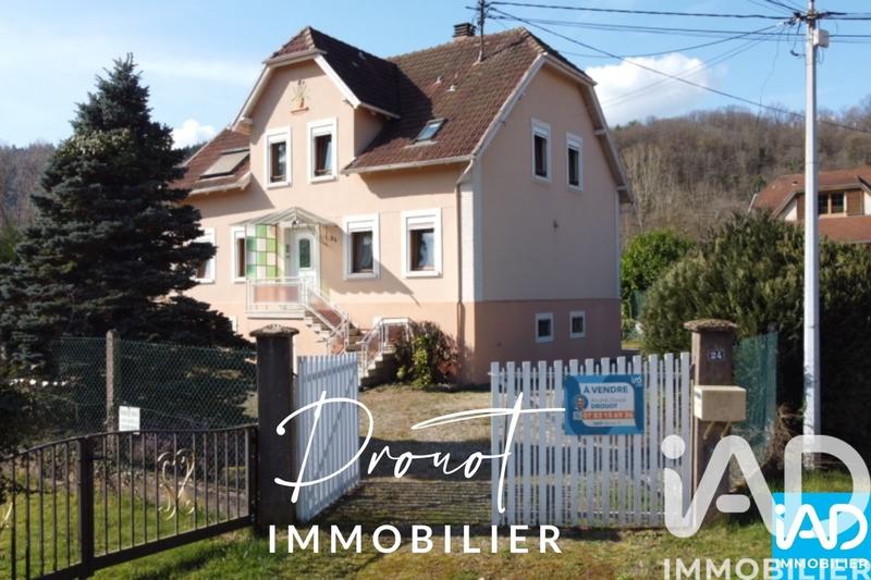 Maison - 176 m² - 8 pièces