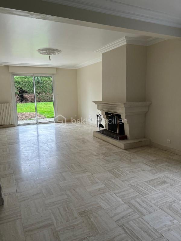 Pavillon - 130 m² - 7 pièces