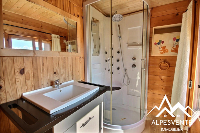 Maison - 179 m² - 8 pièces