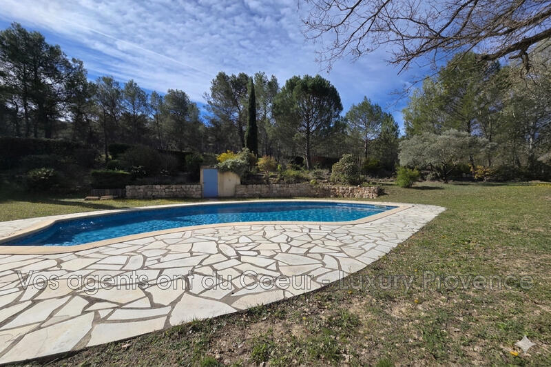 Villa - 160 m² - 6 pièces