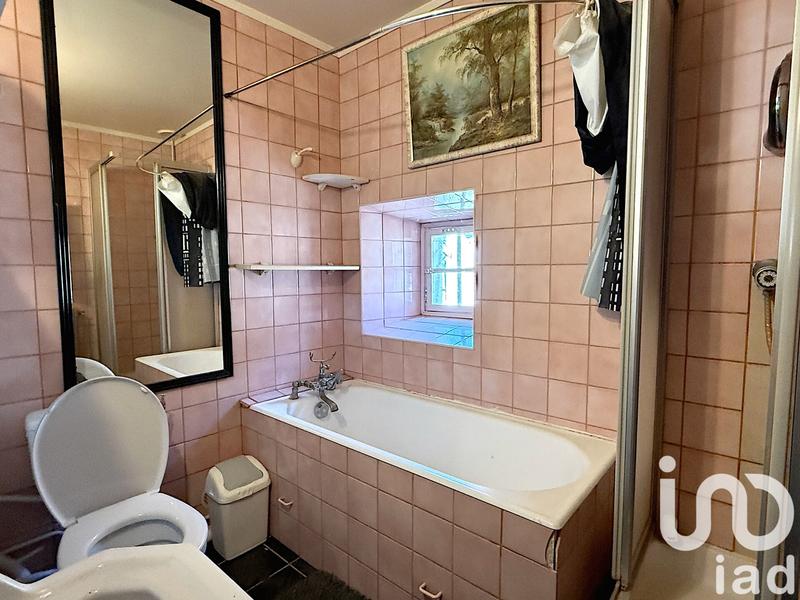 Maison - 180 m² - 8 pièces