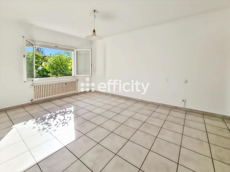 Villa - 143 m² - 7 pièces