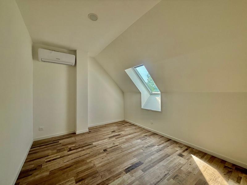 Maison - 100 m² - 6 pièces