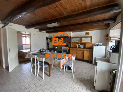 Maison - 101 m² - 5 pièces