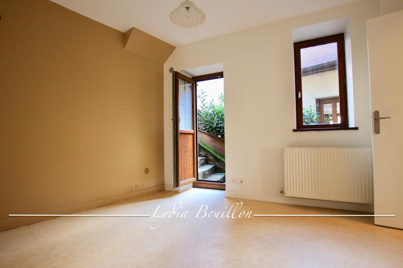 Appartement - 77 m² - 4 pièces