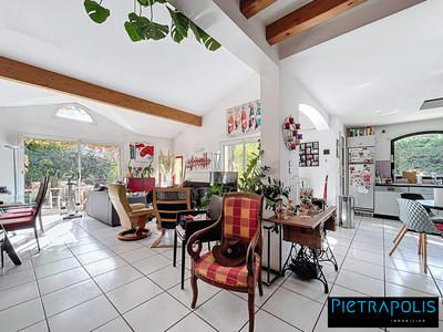 Maison - 143 m² - 7 pièces