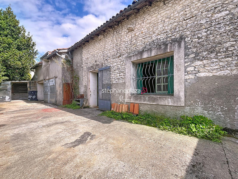 Maison - 140 m² - 3 pièces