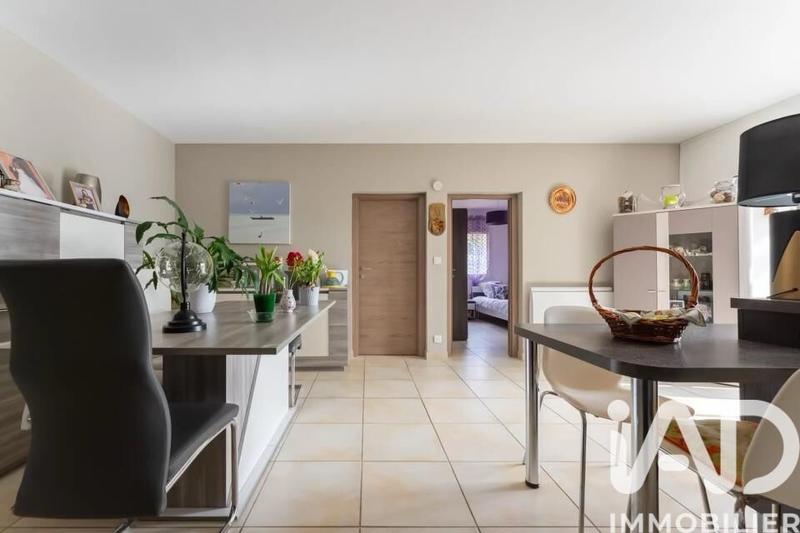 Maison - 224 m² - 9 pièces