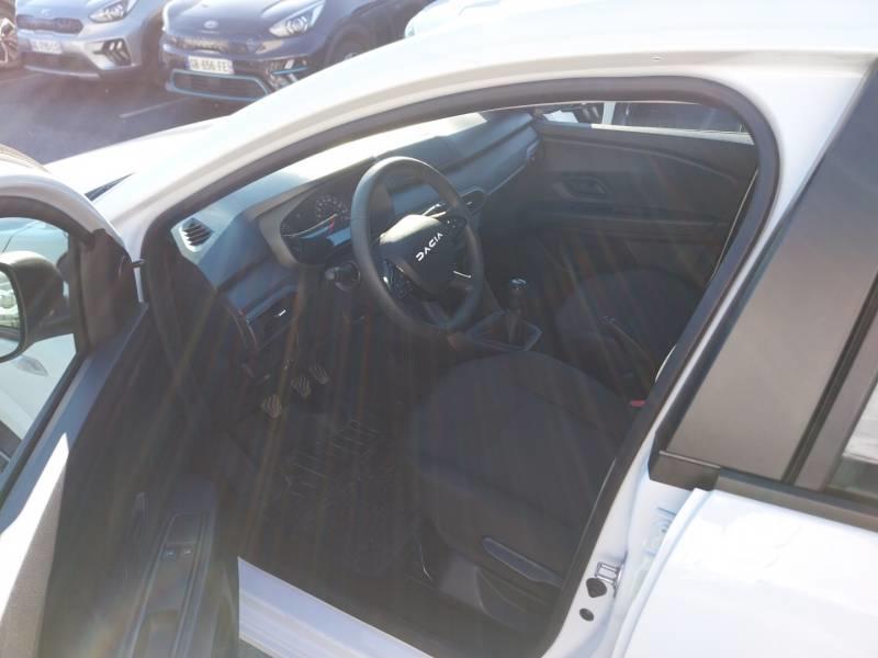 Dacia Sandero SCe 65 Essential