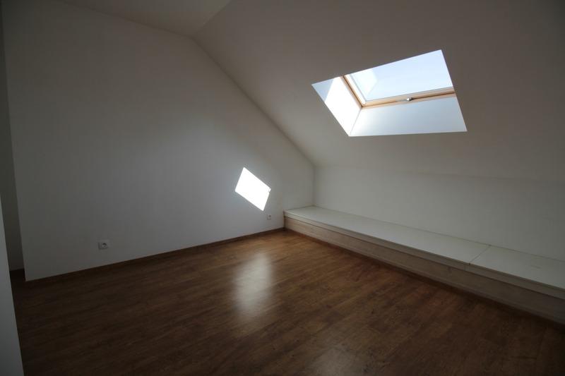 Maison - 107 m² - 6 pièces