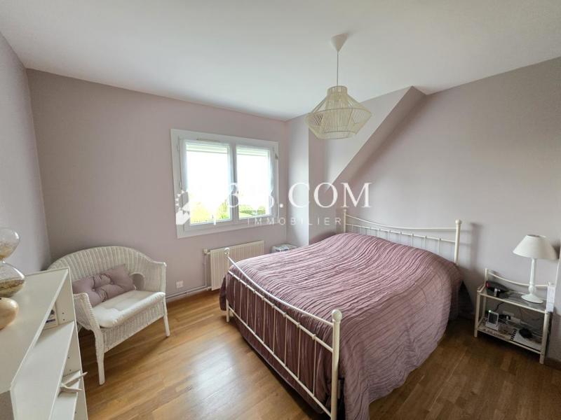 Maison - 90 m² - 6 pièces