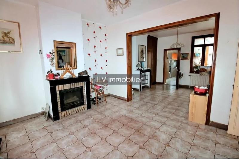 Maison - 121 m² - 5 pièces