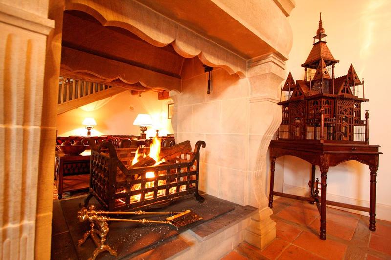 Maison ancienne - 360 m² - 6 pièces