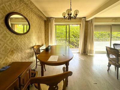 Appartement - 135 m² - 4 pièces