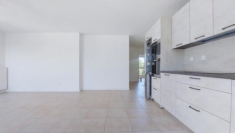 Appartement - 83 m² - 4 pièces