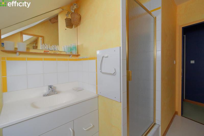 Maison - 290 m² - 11 pièces