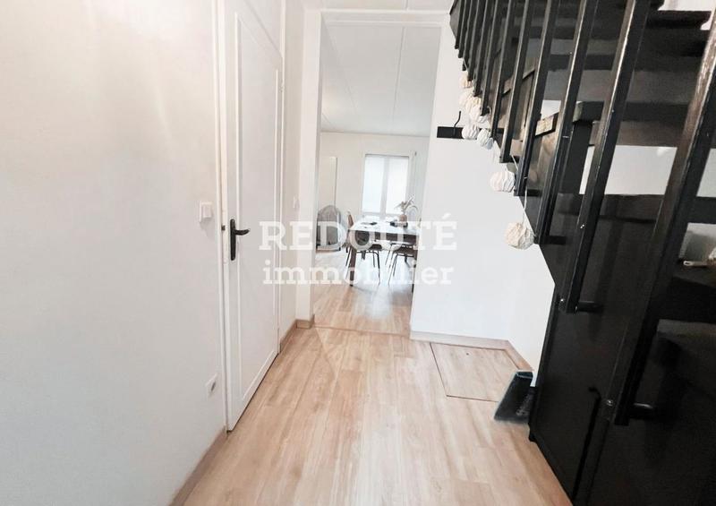 Maison - 82 m² - 5 pièces