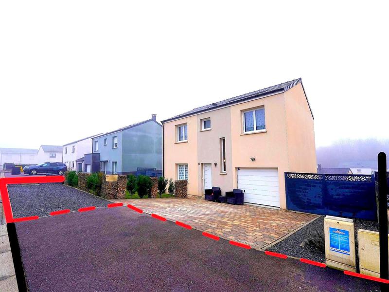 Maison - 110 m² - 6 pièces