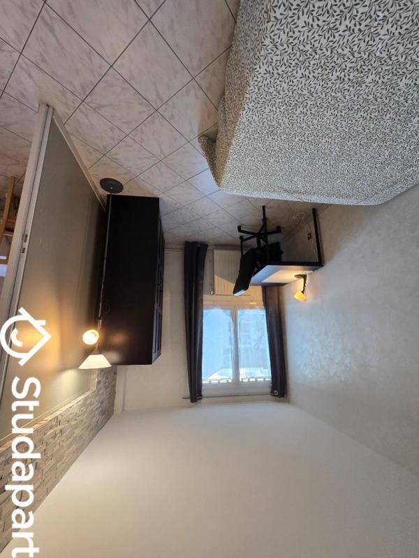 Chambre - 11 m² - 1 pièce