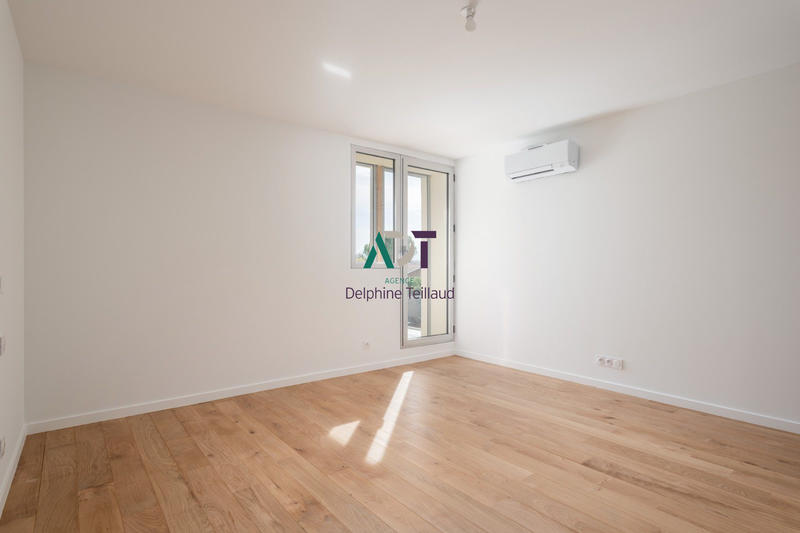 Appartement - 151 m² - 5 pièces