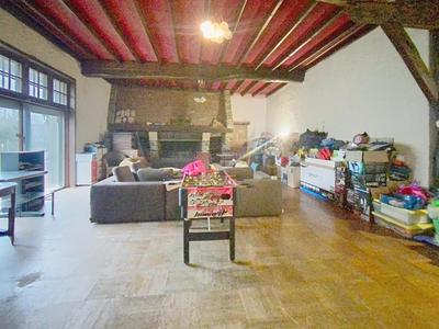 Longère - 470 m² - 7 pièces