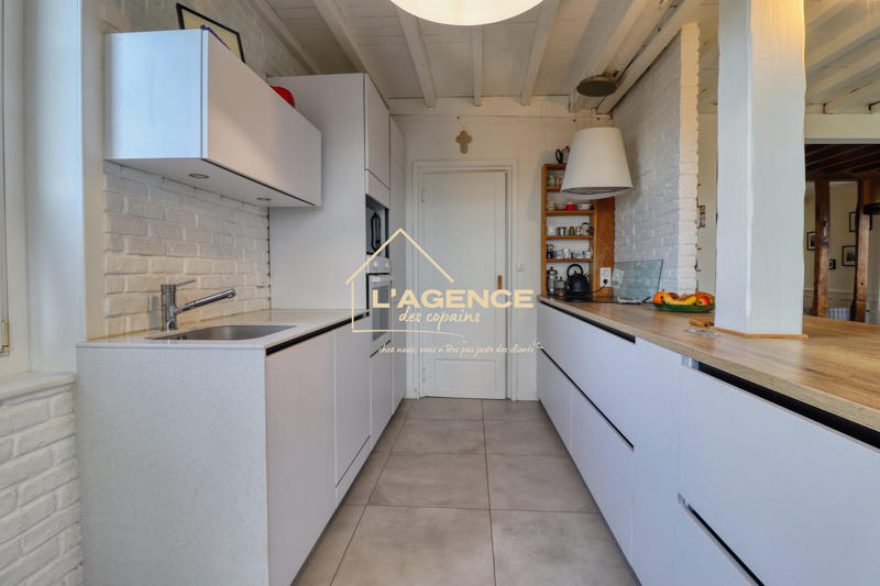 Maison - 192 m² - 6 pièces