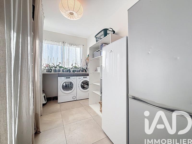 Maison - 200 m² - 8 pièces