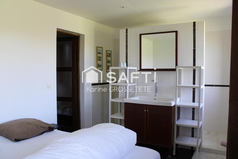 Maison - 170 m² - 5 pièces