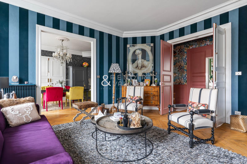 Appartement - 148 m² - 6 pièces