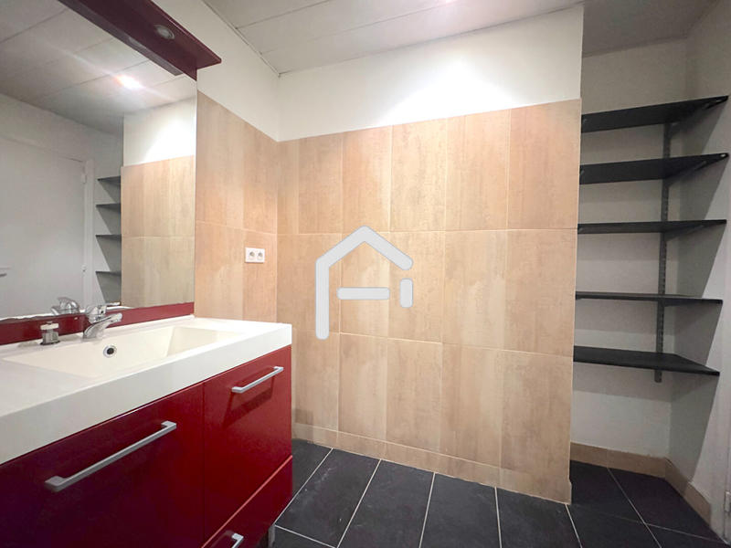 Appartement - 84 m² - 4 pièces