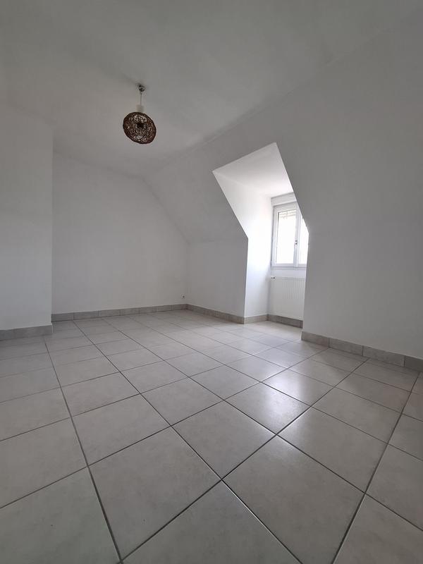 Maison traditionnelle - 150 m² - 6 pièces