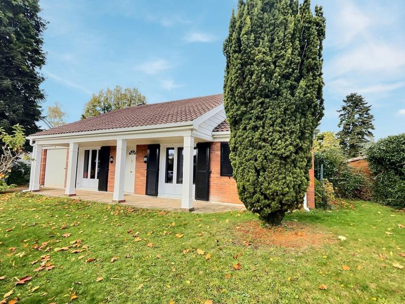 Maison - 140 m² - 8 pièces