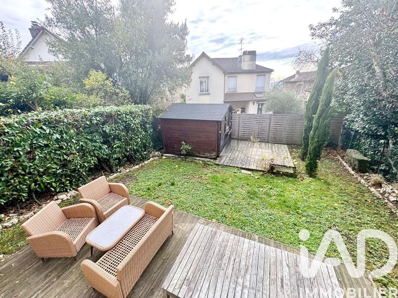 Maison - 94 m² - 5 pièces