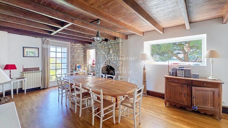 Villa - 186 m² - 9 pièces