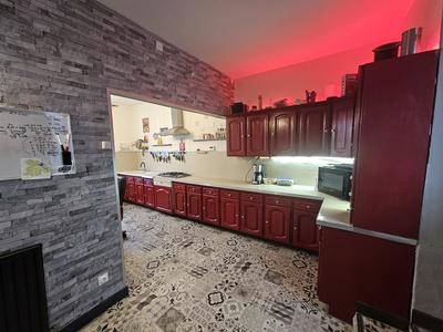 Maison - 121 m² - 6 pièces