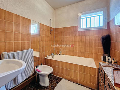 Appartement - 89 m² - 3 pièces