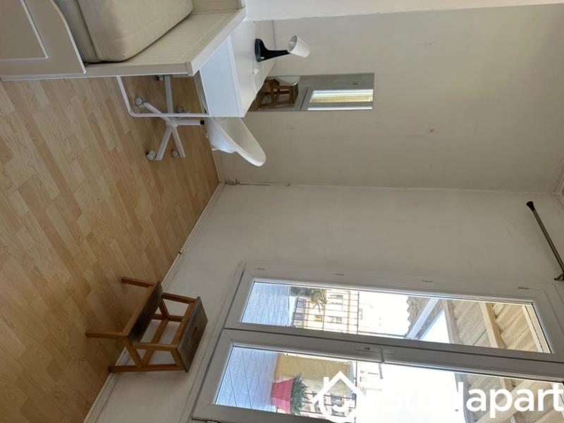 Chambre - 15 m² - 1 pièce