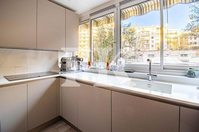 Appartement - 149 m² - 5 pièces