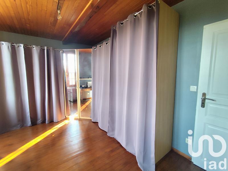 Maison - 195 m² - 8 pièces