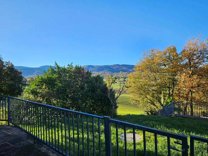 Maison - 207 m² - 11 pièces