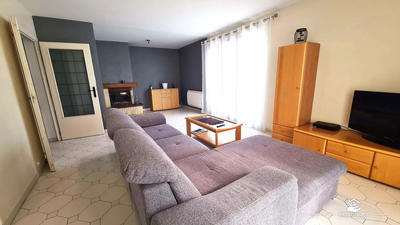 Villa - 196 m² - 8 pièces