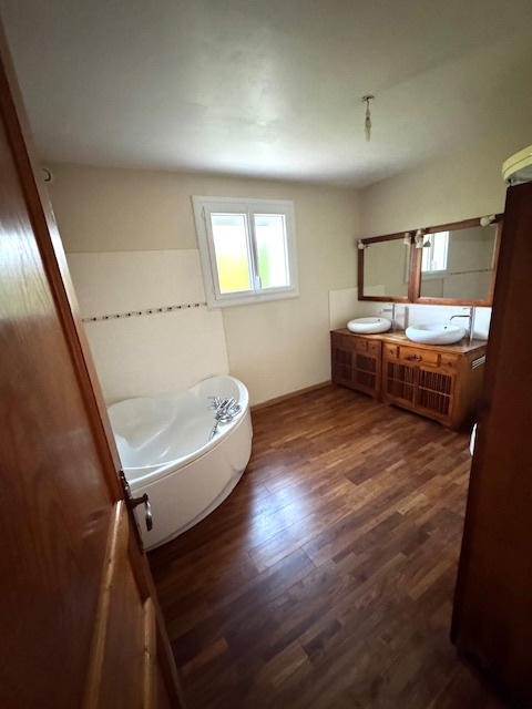 Château - 144 m² - 7 pièces