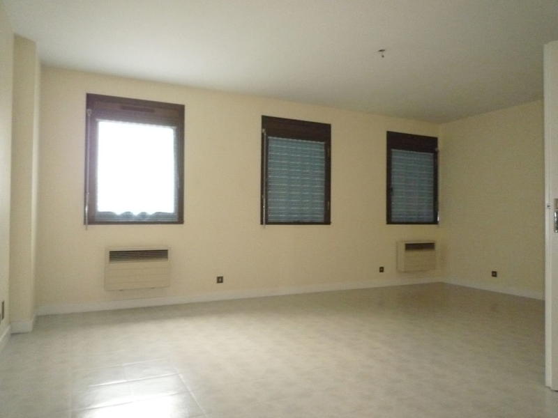 Maison - 290 m² - 14 pièces